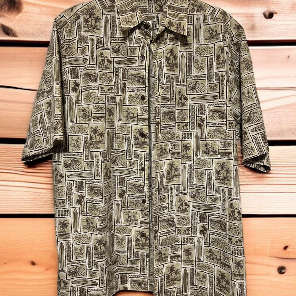 *NWT* Men's Go Barefoot Button Up Hawaiian Shirt Size Large, Resort, Vacation